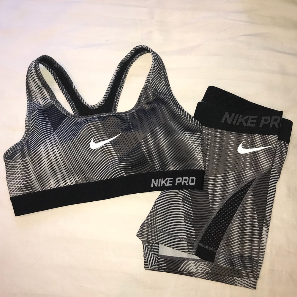NIKE PRO Spandex & Sports Bra Set